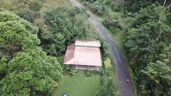 Venta de Casa con Terreno de 2,382m2 en Sarapiqui 26-1092