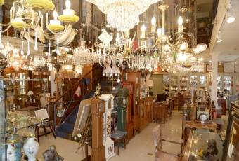 Edificio comercial de lujo con ubicación estratégica en Escazú #26-1263 GS