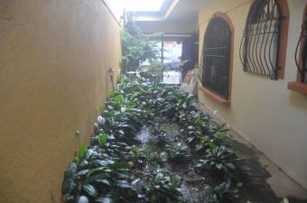 Casa en venta de un nivel con garaje para 2 vehículos en San Pablo de Heredia #26-1022 GS