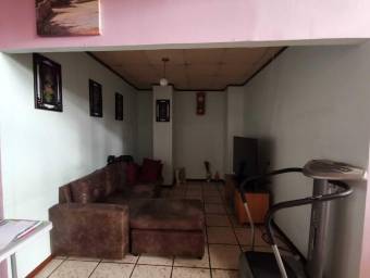 Local comercial en venta de 3 niveles con alta exposición en Desamparados #26-922 GS, $ 460,000, 3, San José, Desamparados