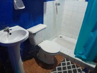 Venta de Casa Esquinera en Vásquez Coronado-San Isidro. RAH 26-1857