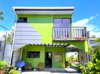 HERMOSA CASA EN AGUA CALIENTE DE CARTAGO