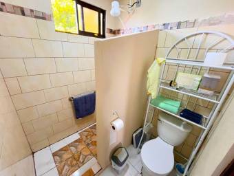 HERMOSA CASA EN AGUA CALIENTE DE CARTAGO