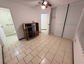 Venta apartamento planta baja con terraza y seguridad #26-1852 GS