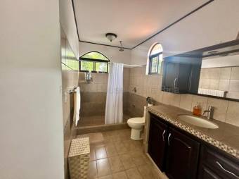 MLS-26-1800 LS VENTA PROPIEDAD CON 2 CASAS SAN JOSE ALAJUELA CONTACTENOS AL # 86127562