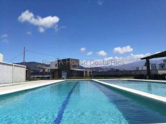 Casa en venta en condominio con patio y amenidades en El Tejar, Cartago #26-1848 GS