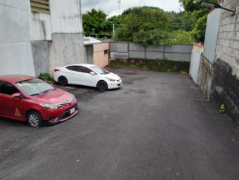 Venta de Lote Mixto en San Pedro-Montes de Oca. RAH 26-930