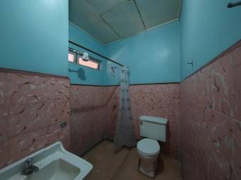 Venta de Casa Comercial en Montes de Oca, San José. RAH 26-154