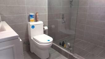 Casa en venta moderna de múltiples niveles en zona de alta plusvalía en San José #25-1770 GS