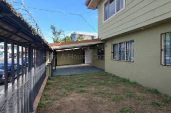 Propiedad en venta con alto potencial comercial en Ipís de Guadalupe #26-1515 GS