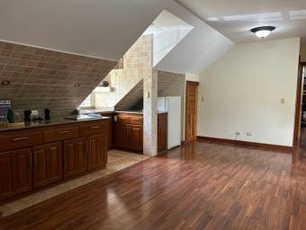 Alquiler de Casa en La Guácima de Alajuela. RAH 26-1890