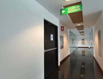 Se alquila local comercial en Pozos Santa Ana 25-706