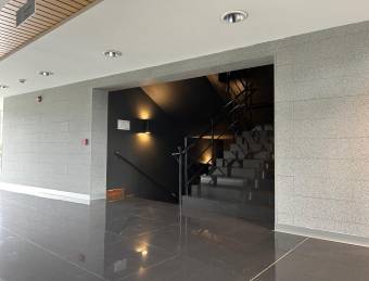 Se alquila local comercial en Pozos Santa Ana 25-706