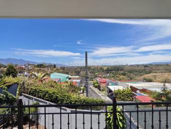 Se vende casa en San Vicente Moravia 26-1886