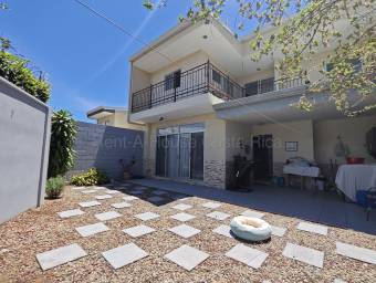 Se vende casa en San Vicente Moravia 26-1886