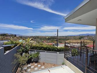 Se vende casa en San Vicente Moravia 26-1886