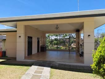 Se vende casa en San Vicente Moravia 26-1886