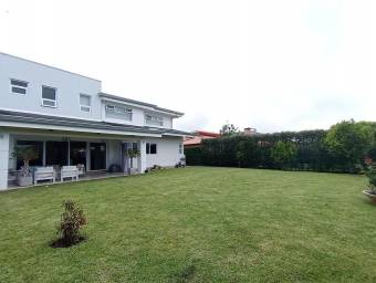 Venta de Casa en San Isidro de Heredia. RAH 25-1931