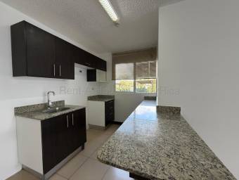Venta apartamento planta baja con 2 parqueos ideal para comodidad y fácil acceso #26-1511 GS
