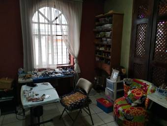 Se vende casa en San Francisco Heredia 25-1017