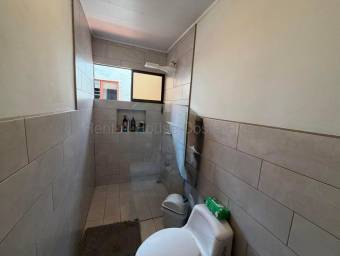 Gran casa en Venta - Excelente ubicación en Desamparados.