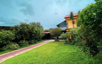 Se vende casa en San Rafael Heredia 25-1604