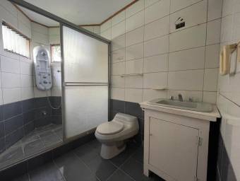 Se vende casa en Escazú San José 26-1099