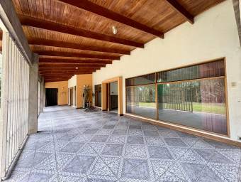 Se vende casa en Escazú San José 26-1099