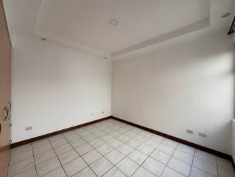 Casa en venta en condominio con excelente ubicación en Tibás #26-858 GS