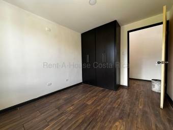 Casa en venta en El Guarco, Cartago con diseño moderno #26-1570 GS