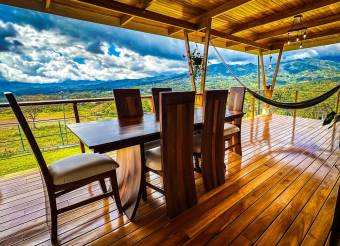 Casa en venta en Pérez Zeledón con amplio terreno con hermosas vistas  #26-985 GS