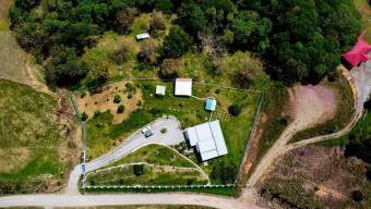 Casa en venta en Pérez Zeledón con amplio terreno con hermosas vistas  #26-985 GS