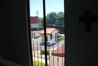 V#161 Amplia Casa en Venta/Alajuela
