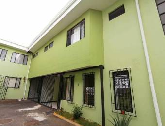 Amplio apartamento en alquiler en céntrico residencial de Tibás Centro. #20-1047 