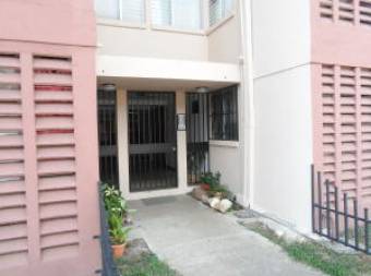 Seguro apartamento en Condominio de Curridabat Centro. #20-1193