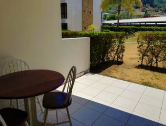 se alquila apartamento amblado con jardin y muchas amenidades 20-751