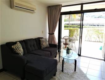 se alquila apartamento amblado con jardin y muchas amenidades 20-751