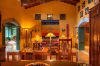 Orosi Valley, Cartago, Mountain Retreat Home with 26 Acres