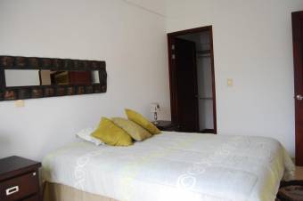 se alquila precios apartamento en el centro de santa ana incluye agua y cable 20-678