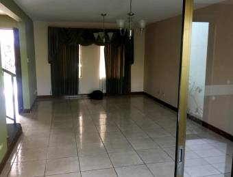 Casa en condominio de 3 habitaciones para venta en Sabanilla de Montes de Oca