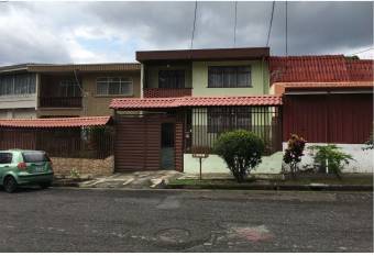 vendo casa Urbanizacion Cristal, La Uruca, San Jose