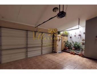 V#107 Acogedora propiedad en venta/ Moravia-San José