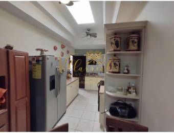 V#107 Acogedora propiedad en venta/ Moravia-San José