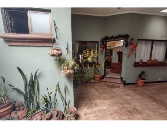 V#107 Acogedora propiedad en venta/ Moravia-San José