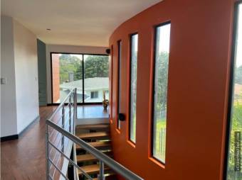 V#116 Espectacular casa en venta/ San Isidro-Heredia