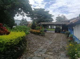 Venta de lote ubicado en Heredia, Santa Rosa, Santo Domingo