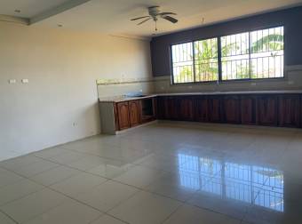 Venta de casa ubicada en  San José, Ciudad Colón, Mora