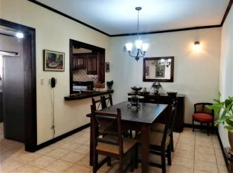 Se vende espaciosa casa colonia con bonita terraza en condominio San Antonio de Belen 22-1663