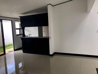 Se vende casa a 10 minutos de zona franca coyol free zone 22-1446