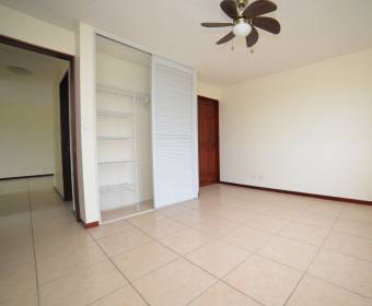 Apartamento a la venta en condominio Villas del Campo en CONCASA. 